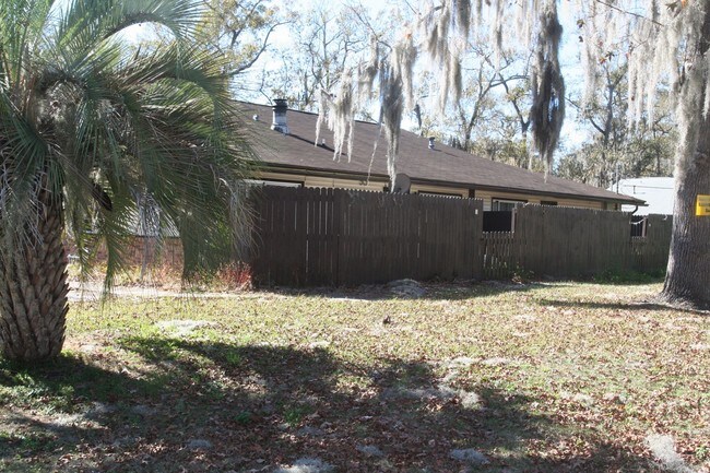 3950 SE 19th Ave in Ocala, FL - Building Photo - Building Photo