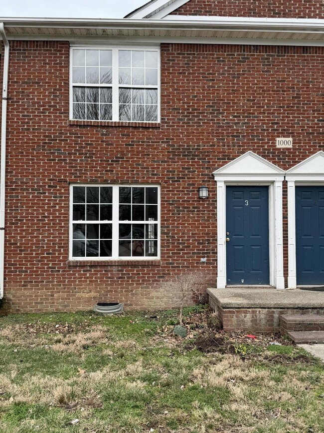 property at 1000 Heathcliff Dr