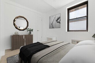 138 E 38th St in New York, NY - Building Photo - Building Photo