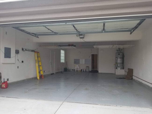 31961 Whitetail Ln in Temecula, CA - Building Photo - Building Photo