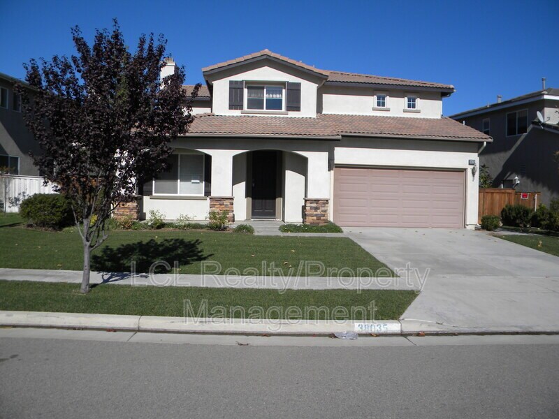 38035 Copperwood St in Murrieta, CA - Building Photo