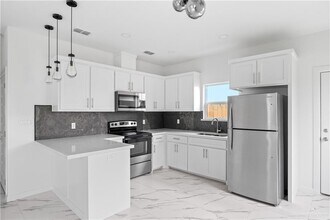 14 N 24th St in McAllen, TX - Building Photo - Building Photo