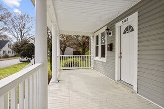 3307 Kenmore Dr in Hampton, VA - Building Photo - Building Photo
