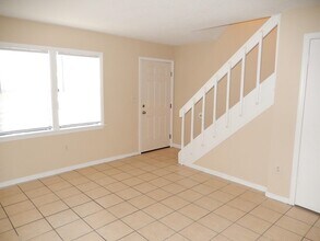 1811 Hartsfield Rd in Tallahassee, FL - Building Photo - Building Photo