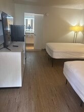 1 W Irlo Bronson Memorial Hwy in Kissimmee, FL - Building Photo - Building Photo