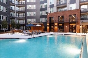 50 Executive Park S in Atlanta, GA - Building Photo