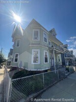 454 Broadway in Somerville, MA - Building Photo