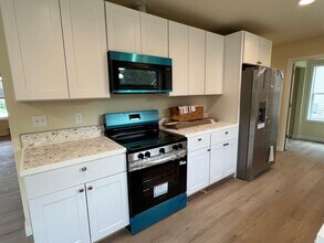 20 S Charles St in Wenatchee, WA - Building Photo - Building Photo