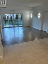 250 Manning Rd in Tecumseh, ON - Building Photo - Building Photo