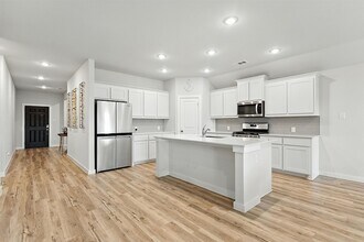 643 Scarlett St in Heath, TX - Building Photo - Building Photo
