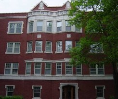 222 N Oak Park Ave in Oak Park, IL - Building Photo