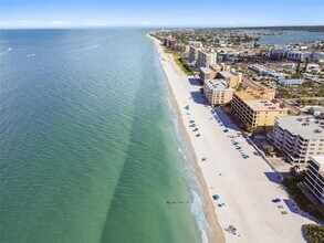223 148th Ave in Madeira Beach, FL - Building Photo - Building Photo