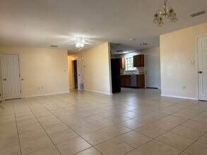 12341 US-90 in Holt, FL - Building Photo - Building Photo