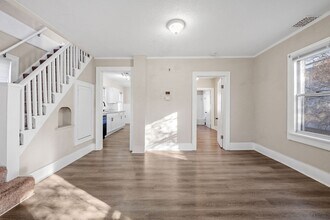 5106 N Queen Ave in Minneapolis, MN - Building Photo - Building Photo