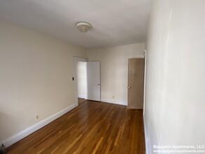 122 Washington St, Unit 44 in Boston, MA - Foto de edificio - Building Photo