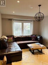 3192 Chamberlain Ct in Mississauga, ON - Building Photo - Building Photo