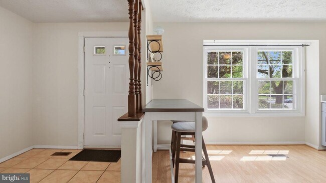 7821 Fairborn Ct in Rockville, MD - Building Photo - Building Photo