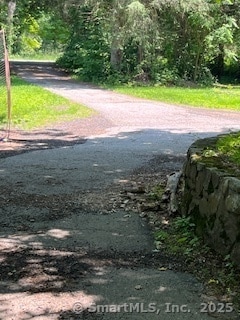 64 Toddy Hill Rd in Newtown, CT - Building Photo - Building Photo