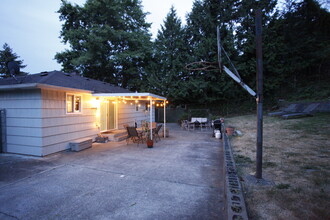 11005 Roseberg Ave S, Unit 11005 in Seattle, WA - Building Photo - Building Photo