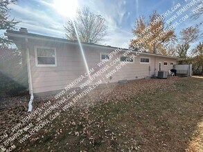 605 4th Ave in Slater, IA - Building Photo - Building Photo