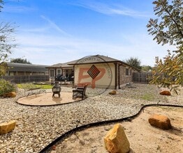 709 Pebble Creek Dr in Hewitt, TX - Building Photo - Building Photo