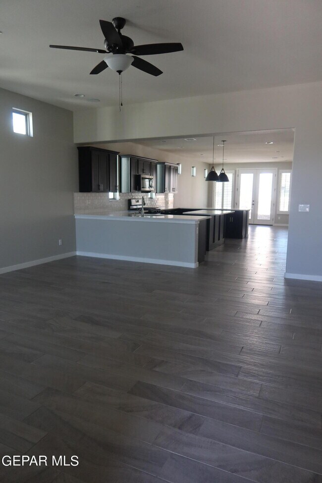 13580 Doncaster St in El Paso, TX - Building Photo - Building Photo