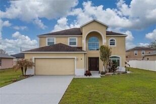637 Bittern Ct in Poinciana, FL - Building Photo