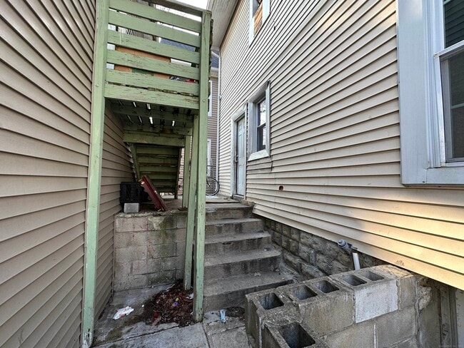 938 Connecticut Ave in Bridgeport, CT - Building Photo - Building Photo