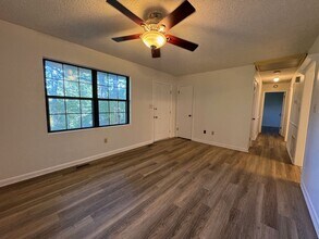 702 Holly Ave in Black Mountain, NC - Building Photo - Building Photo