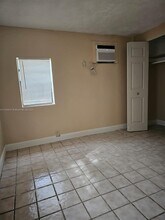 304 SW 20th St-Unit -C in Fort Lauderdale, FL - Building Photo - Building Photo