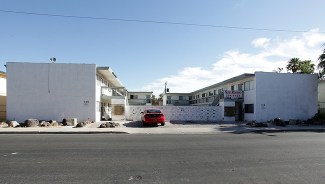 316-320 W Cleveland Ave in Las Vegas, NV - Foto de edificio - Building Photo