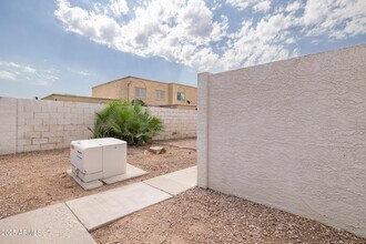 1342 W Emerald Ave in Mesa, AZ - Building Photo - Building Photo