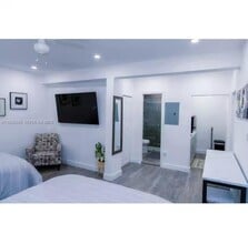 1352 NW 52nd St in Miami, FL - Building Photo - Building Photo