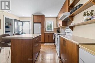 127 Fairway Crescent in Collingwood, ON - Building Photo - Building Photo