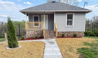 715 Locust St, Unit Unit 1 in Jefferson City, MO - Building Photo