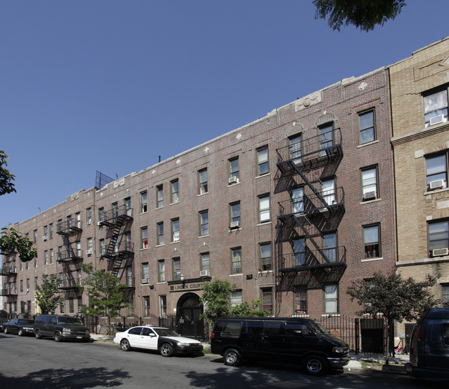 Linden Court in Brooklyn, NY - Building Photo - Building Photo