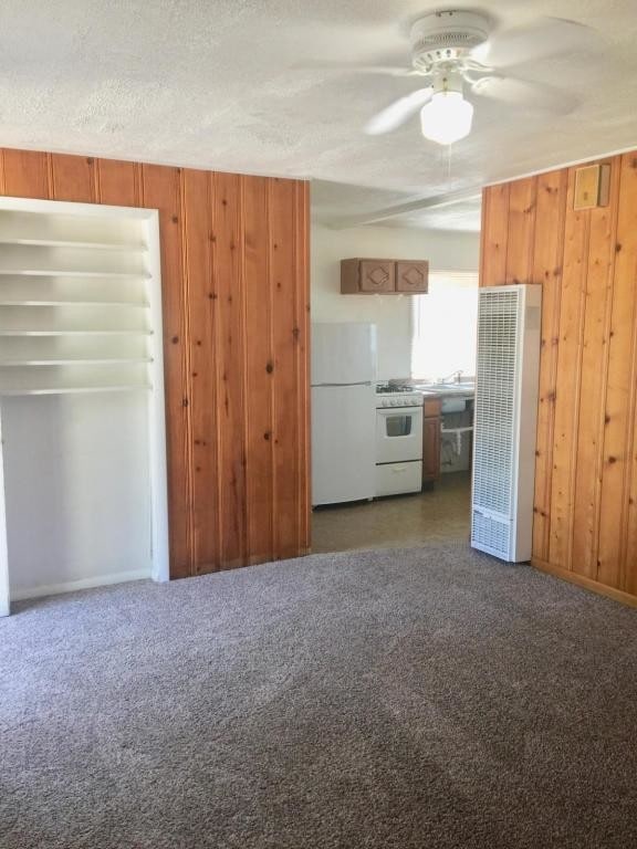 property at 269 N 6th St