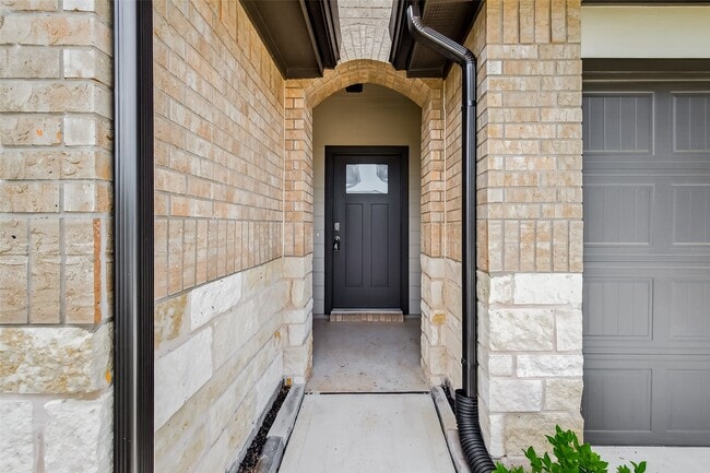 1703 Stelvio Pass in Richmond, TX - Building Photo - Building Photo