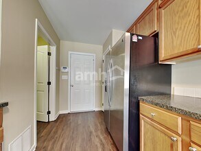 2430 Joshua Ln in Winston-Salem, NC - Building Photo - Building Photo