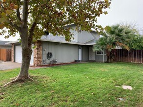 2729 Ceres Ave in Chico, CA - Building Photo - Building Photo