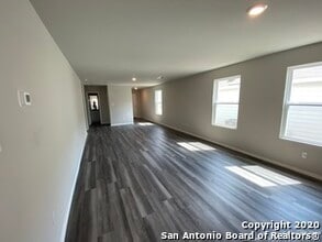 6930 Sunspot in Converse, TX - Building Photo - Building Photo