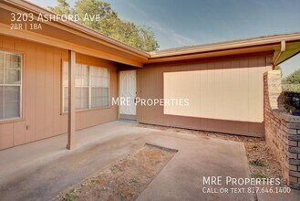 3203 Ashford Ave in Fort Worth, TX - Building Photo - Building Photo