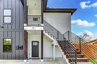 5854 Southville St in Houston, TX - Building Photo - Building Photo