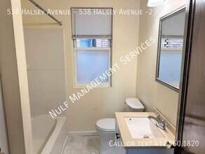 538 Halsey Ave in Pittsburgh, PA - Building Photo - Building Photo