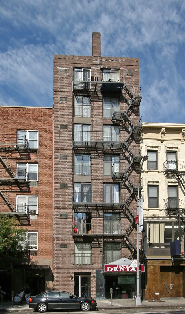 1485 First Avenue in New York, NY - Building Photo - Building Photo
