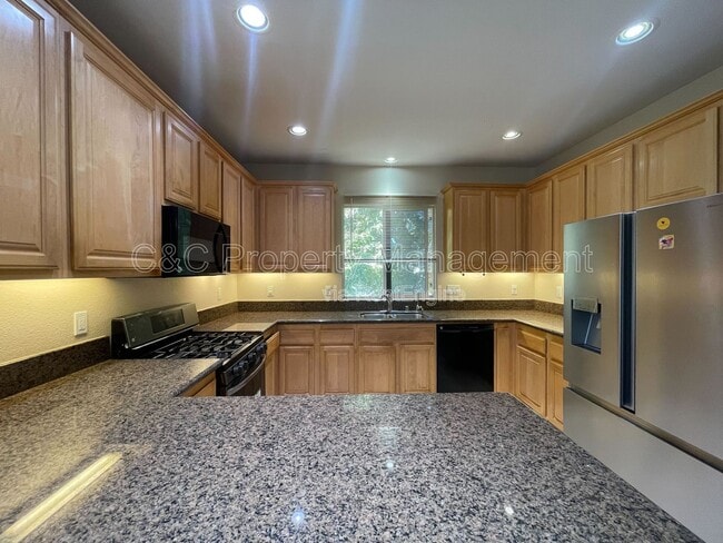 389 Kentucky Ave in El Cajon, CA - Building Photo - Building Photo