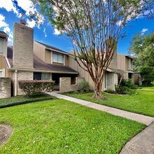11643 Southlake Dr in Houston, TX - Building Photo - Building Photo