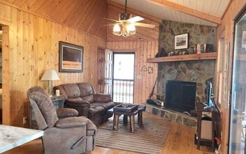 174 Lost Valley Ln in Mineral Bluff, GA - Building Photo - Building Photo