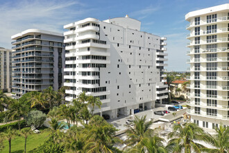 Rimini Beach in Surfside, FL - Building Photo - Building Photo