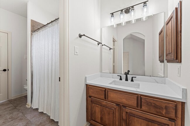 property at 3 N Beech Springs Cir